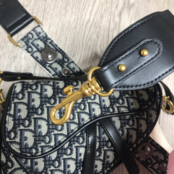 [SOLD] DIOR Saddle Bag Navy 💕💕 - Picture 6 of 9